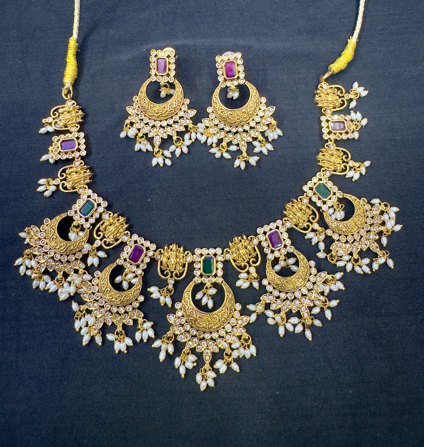 Guttapoosalu nackset with Ramparivar