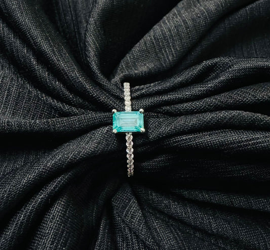 925 silver ring with premium Swarovski stone