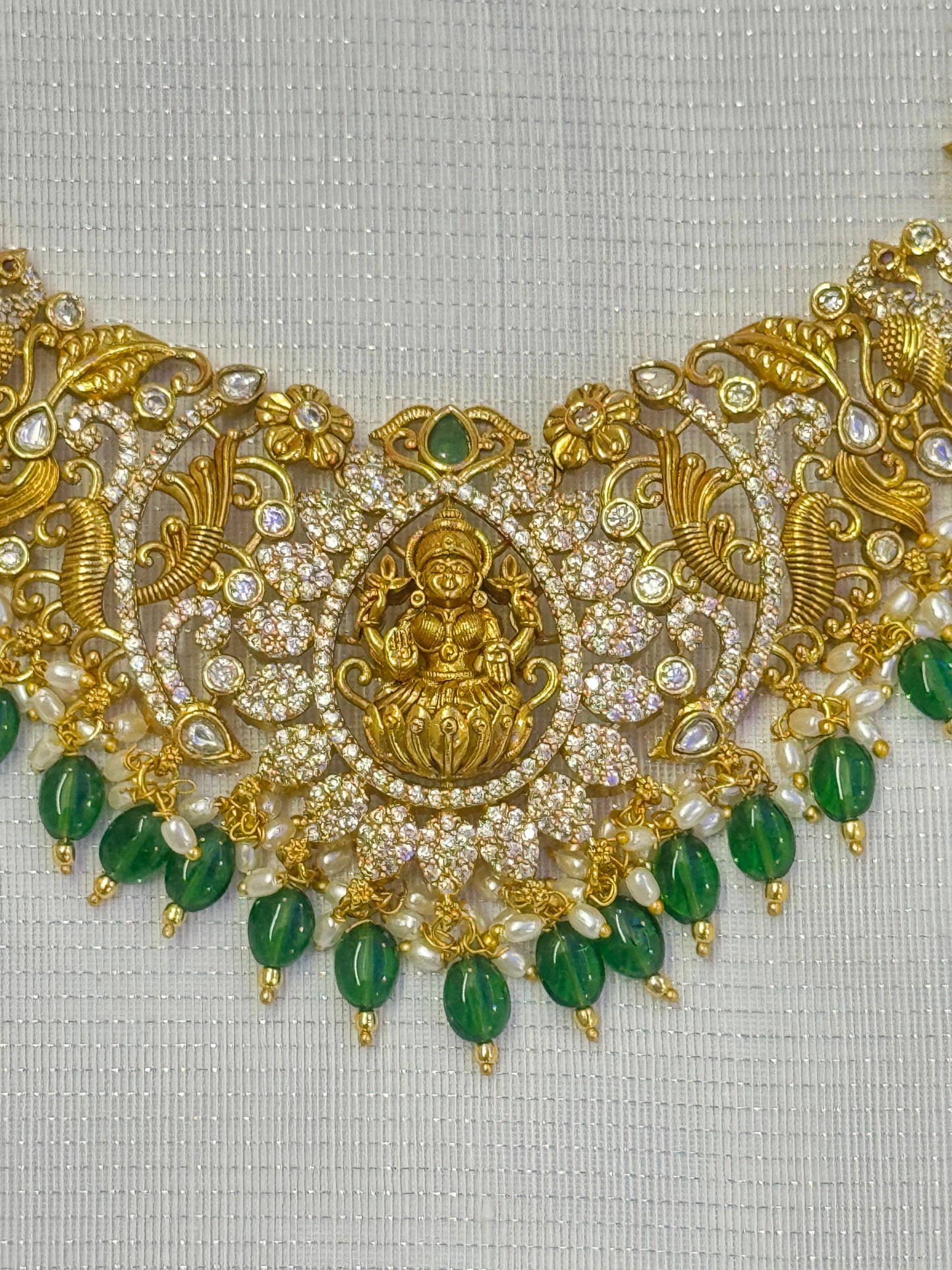 Premium necklace with earrings